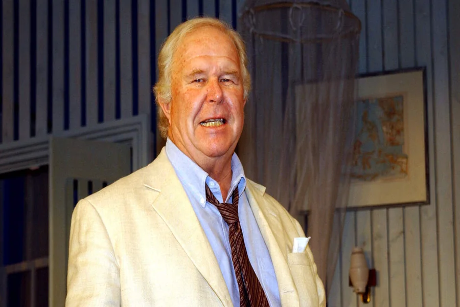  Ned Beatty Net Worth